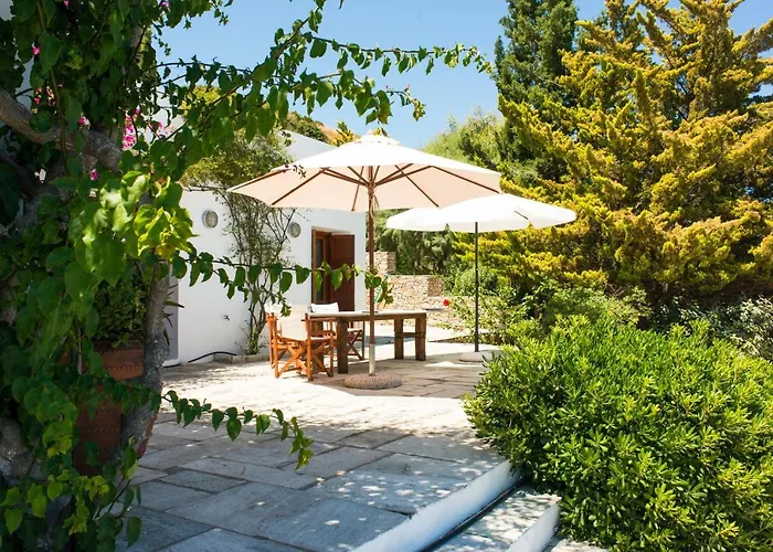 Celestina, Great For Privacy And Seclusion * Chrisopigi (Sifnos)